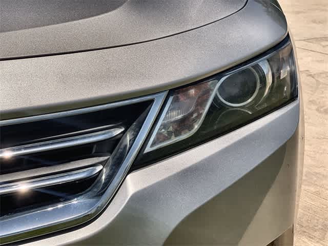 2019 Chevrolet Impala LT 24