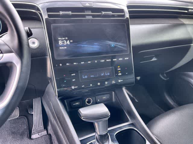 Thumbnail: 2024 Hyundai Tucson - 18