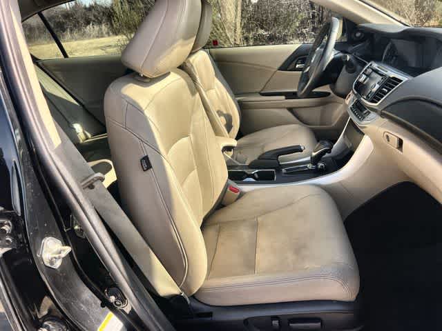 Thumbnail: 2015 Honda Accord - 11