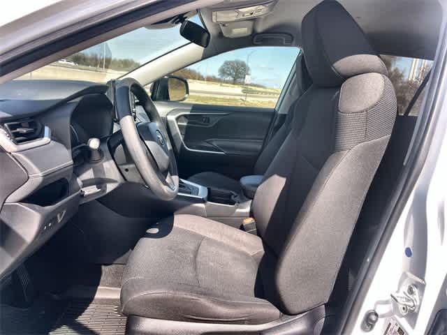 Thumbnail: 2021 Toyota RAV4 - 11