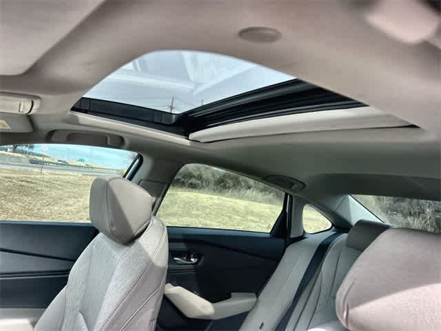 Thumbnail: 2025 Honda Accord - 32