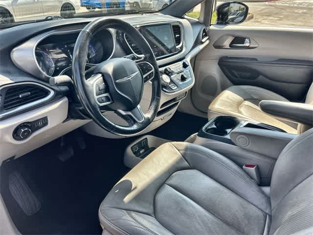 Used 2021 Chrysler Pacifica Touring L with VIN 2C4RC1BG9MR591858 for sale in Grapevine, TX