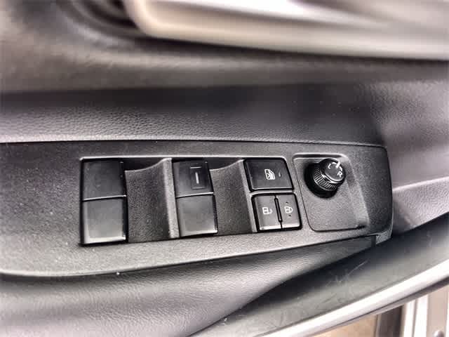 Thumbnail: 2022 Toyota Corolla - 29