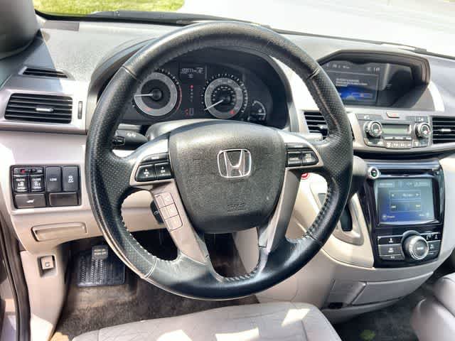 Thumbnail: 2015 Honda Odyssey - 17