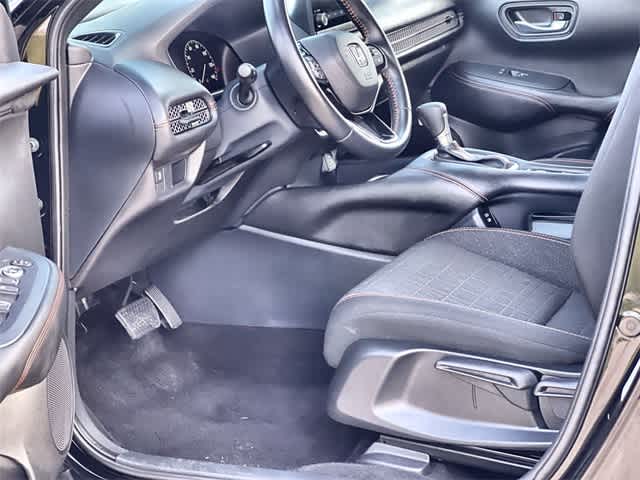 2025 Honda HR-V Sport photo 3