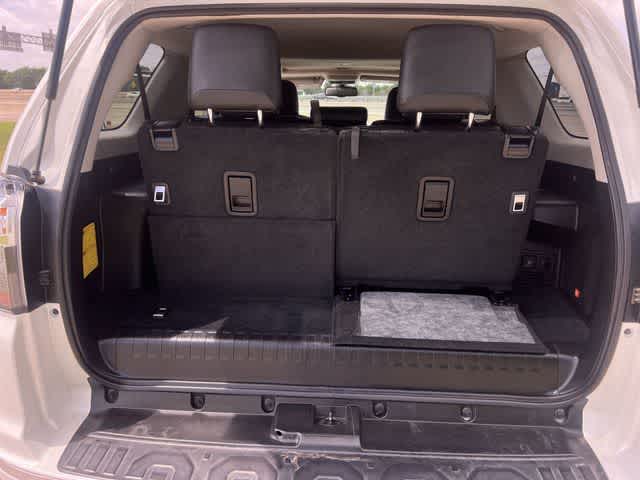 Thumbnail: 2015 Toyota 4Runner - 20