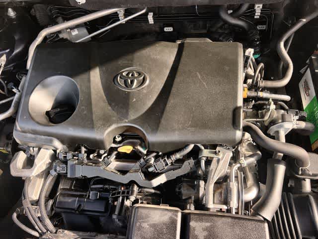 Thumbnail: 2019 Toyota RAV4 - 9