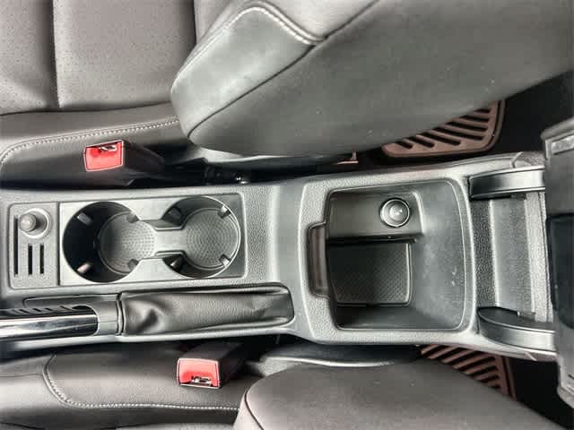 Thumbnail: 2015 Volkswagen Golf - 26