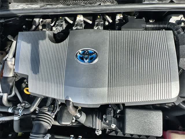 Thumbnail: 2017 Toyota Prius Prime - 10