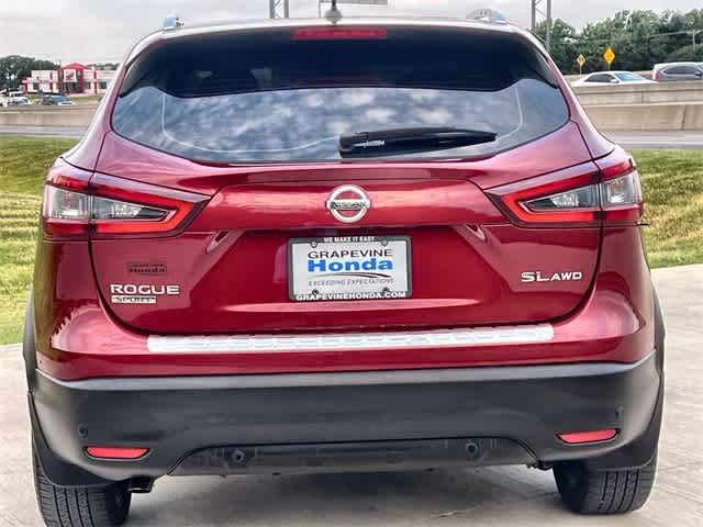 Thumbnail: 2020 Nissan Rogue Sport - 6
