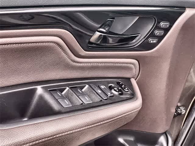 Thumbnail: 2021 Honda Odyssey - 30