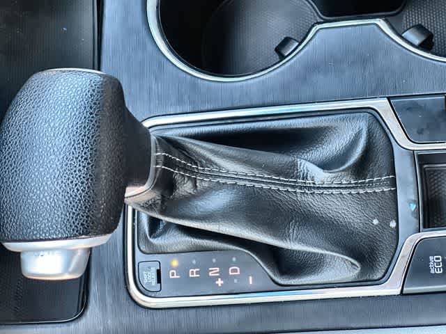 Thumbnail: 2020 Kia Sedona - 16