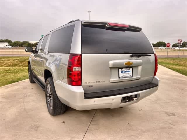 Thumbnail: 2014 Chevrolet Suburban - 5