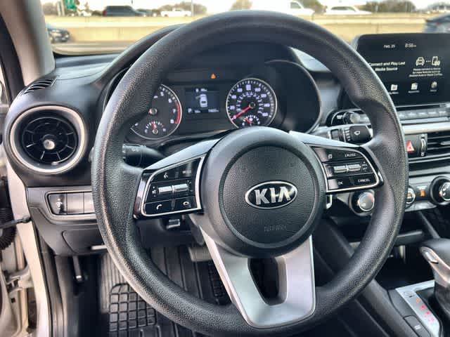 Thumbnail: 2021 Kia Forte - 17