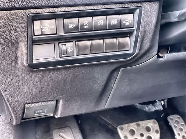 Thumbnail: 2024 Toyota Tundra - 29