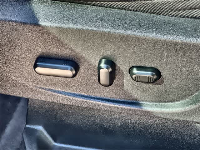 Thumbnail: 2019 Ford Escape - 31