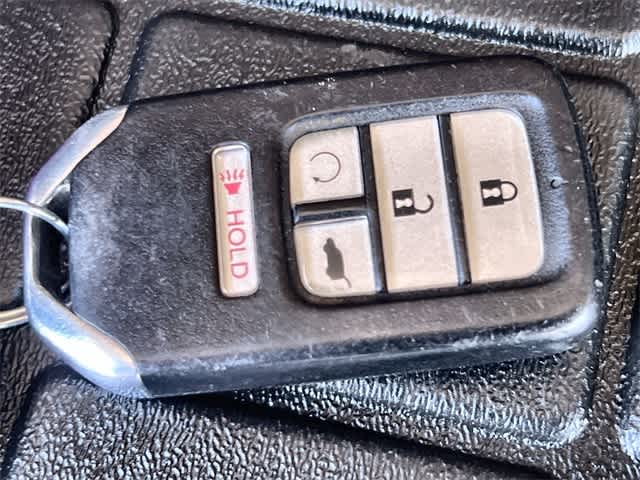 Thumbnail: 2019 Honda Pilot - 21