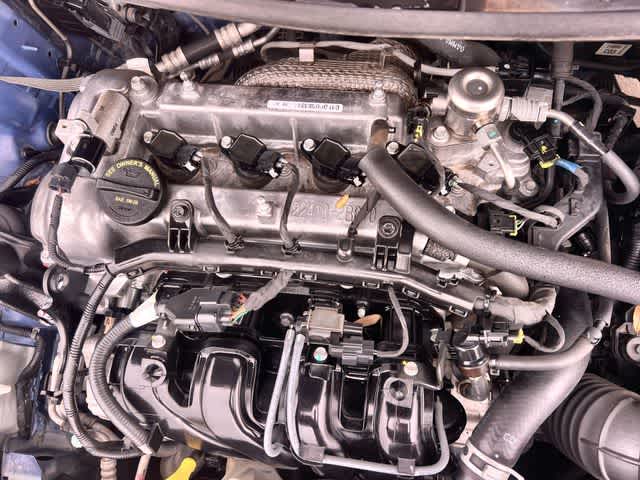 Thumbnail: 2015 Hyundai Accent - 10