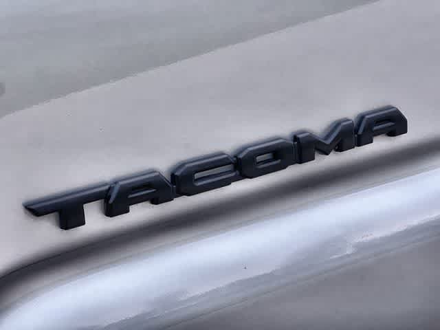 Thumbnail: 2019 Toyota Tacoma - 8