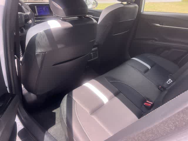 Thumbnail: 2025 Toyota Camry - 32