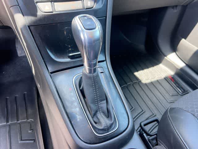 Thumbnail: 2019 Buick Encore - 16