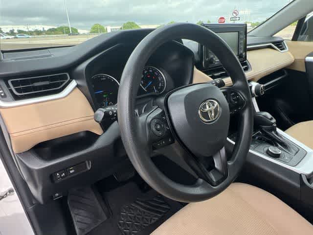 Thumbnail: 2021 Toyota RAV4 - 15