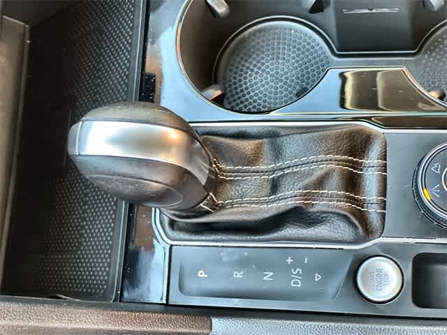 Thumbnail: 2021 Volkswagen Atlas - 16