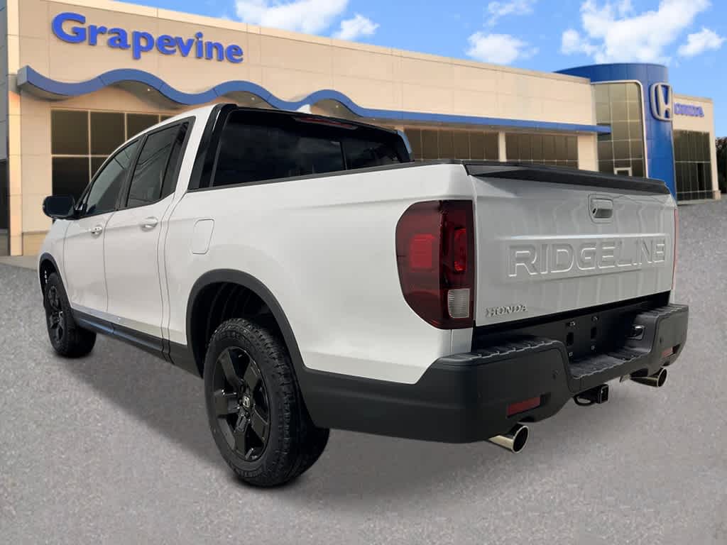 Thumbnail: 2025 Honda Ridgeline - 3