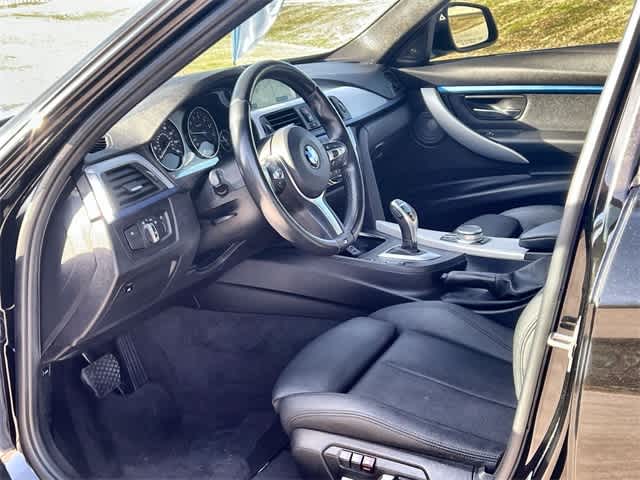 Thumbnail: 2018 BMW 3 Series - 3