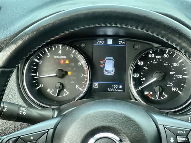 Thumbnail: 2020 Nissan Rogue Sport - 19