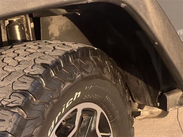 Thumbnail: 2016 Jeep Wrangler - 23