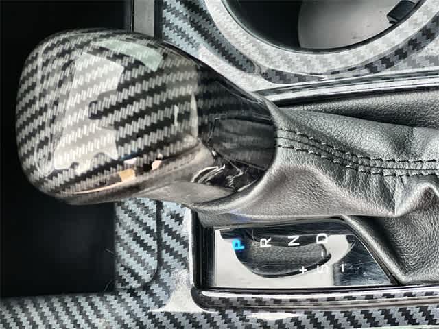 Thumbnail: 2022 Toyota Camry - 17