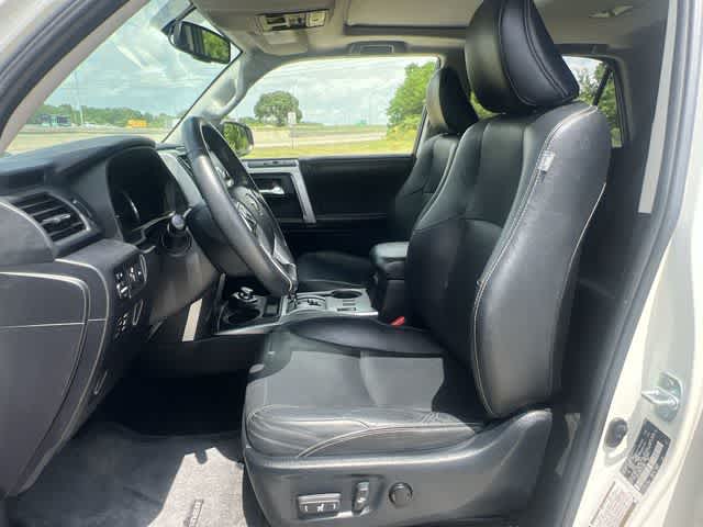 Thumbnail: 2015 Toyota 4Runner - 11