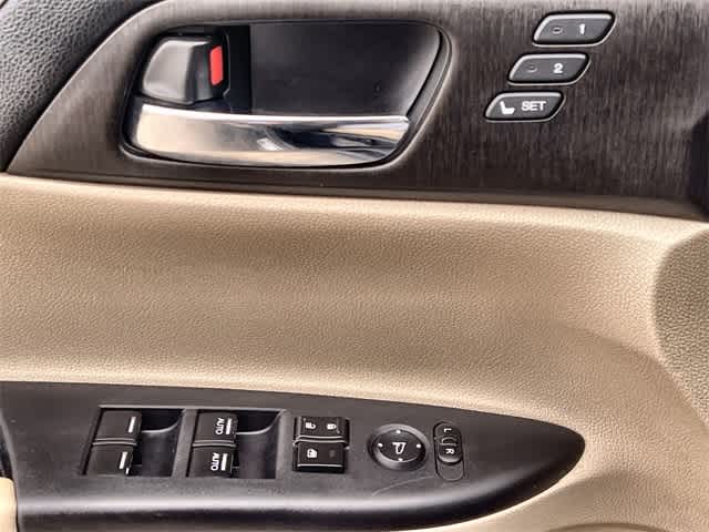 Thumbnail: 2013 Honda Accord - 30