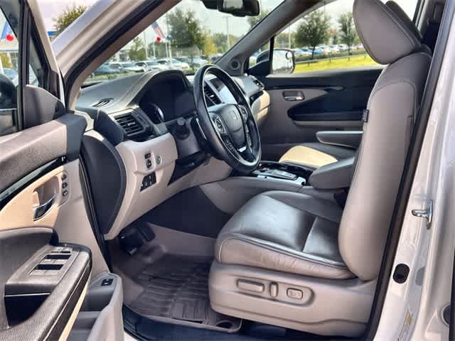 2018 Honda Pilot Elite photo 3