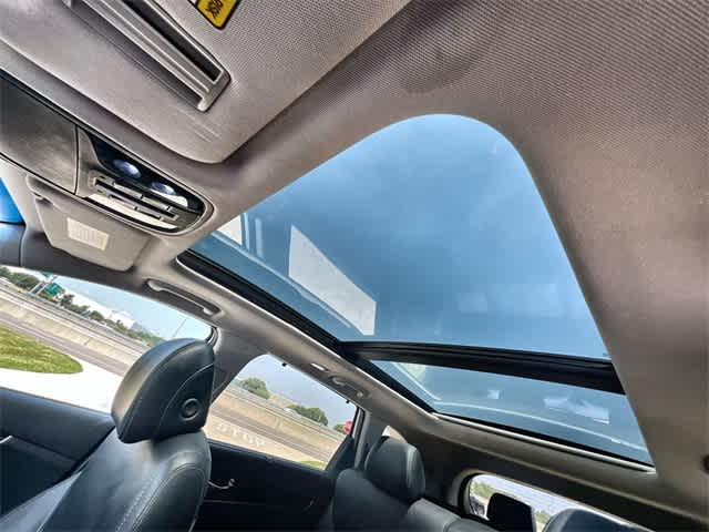 Thumbnail: 2017 Kia Sorento - 32
