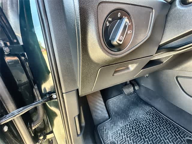 Thumbnail: 2021 Volkswagen Atlas - 29