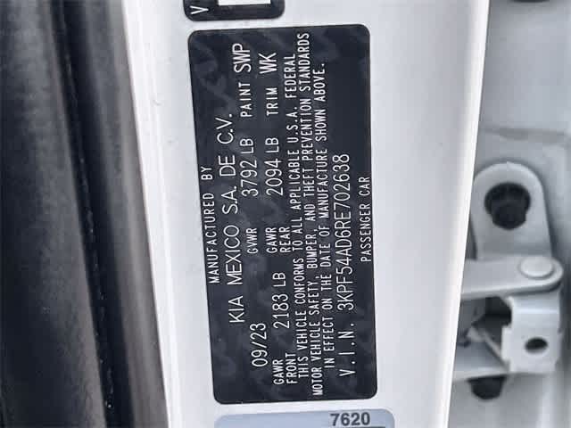 Thumbnail: 2024 Kia Forte - 22
