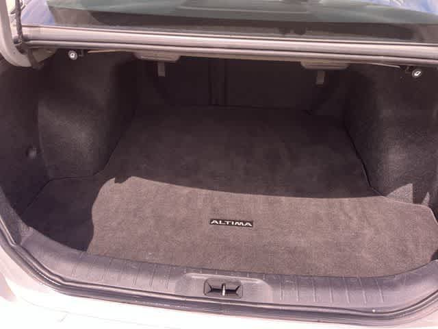 Thumbnail: 2023 Nissan Altima - 20