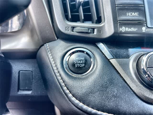 Thumbnail: 2014 Toyota RAV4 - 28