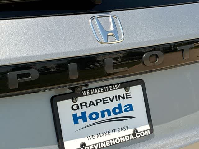 Thumbnail: 2023 Honda Pilot - 8