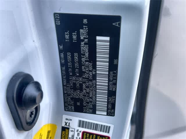 Thumbnail: 2023 Toyota Highlander - 22