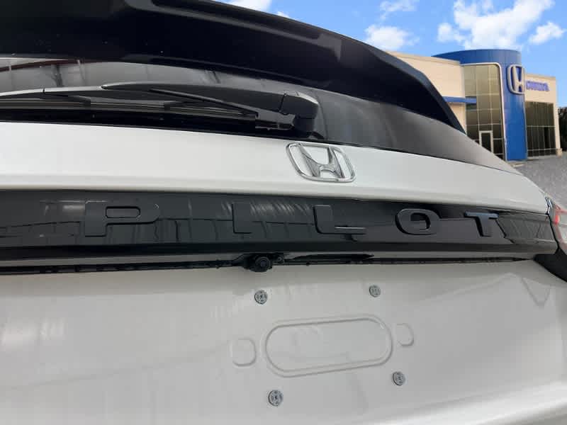 Thumbnail: 2025 Honda Pilot - 5