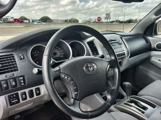 Thumbnail: 2010 Toyota Tacoma - 15