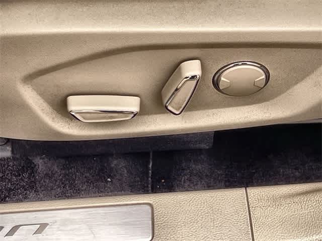 Thumbnail: 2017 Ford Fusion - 31