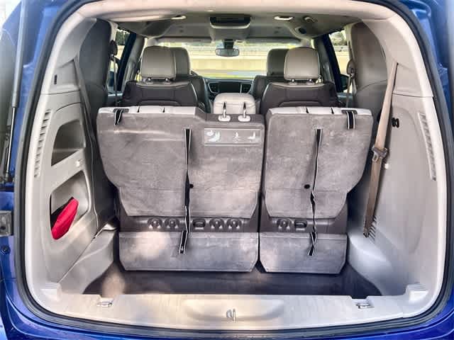 2018 Chrysler Pacifica Touring L 20