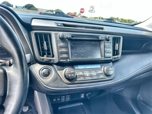 Thumbnail: 2014 Toyota RAV4 - 18