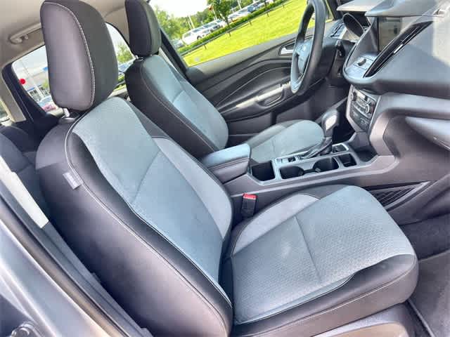2019 Ford Escape SE 12