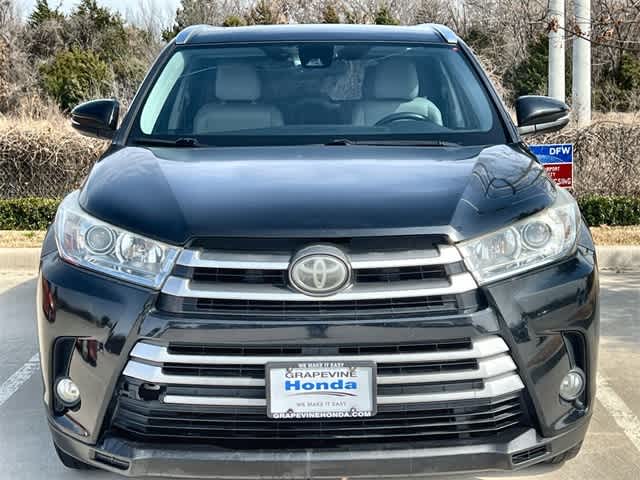 Thumbnail: 2017 Toyota Highlander - 7