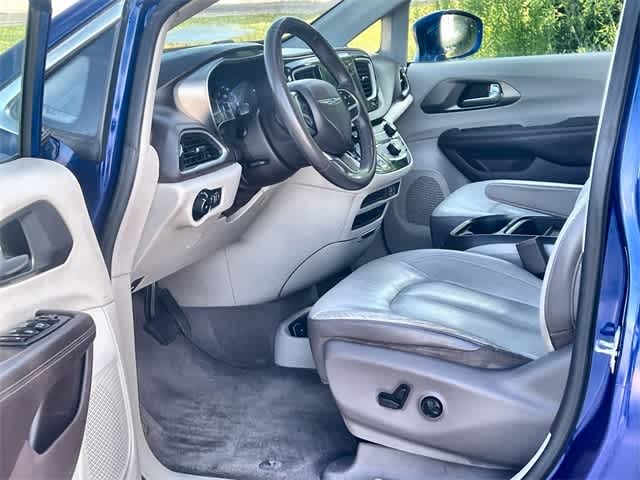 2018 Chrysler Pacifica Touring L 3